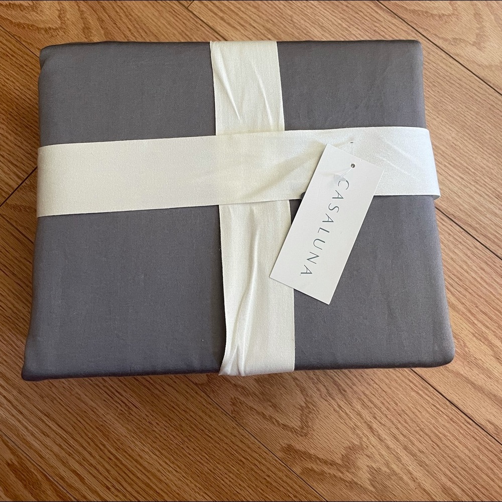 Queen size casaluna duvet set